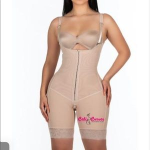 Cali Curves Columbian Faja